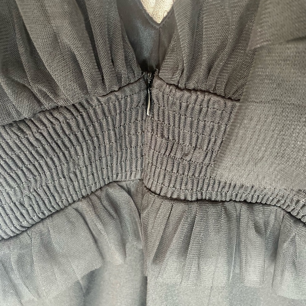 Similar to Kelly Clarkson’s Dress. Jrs. Little Black Dress - Picture 10 of 16